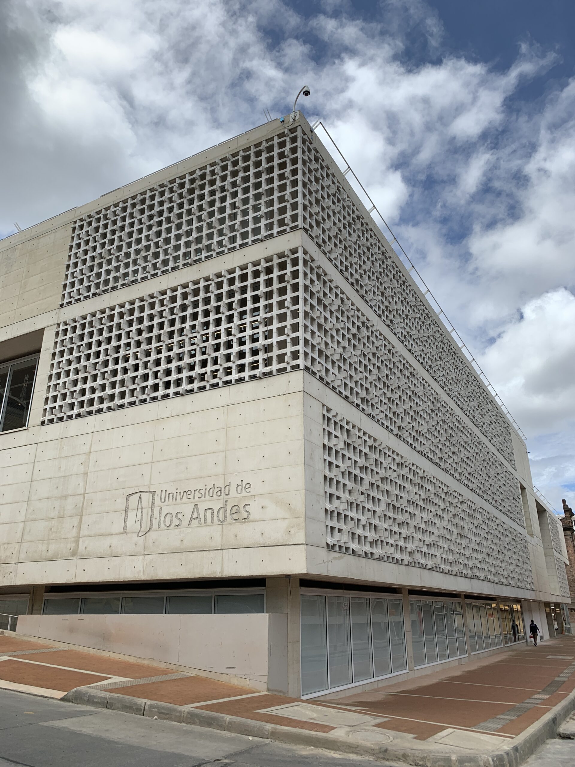 Celosias centro civico universidad de los andes